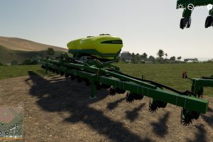 a little john deere planter mod for fs19